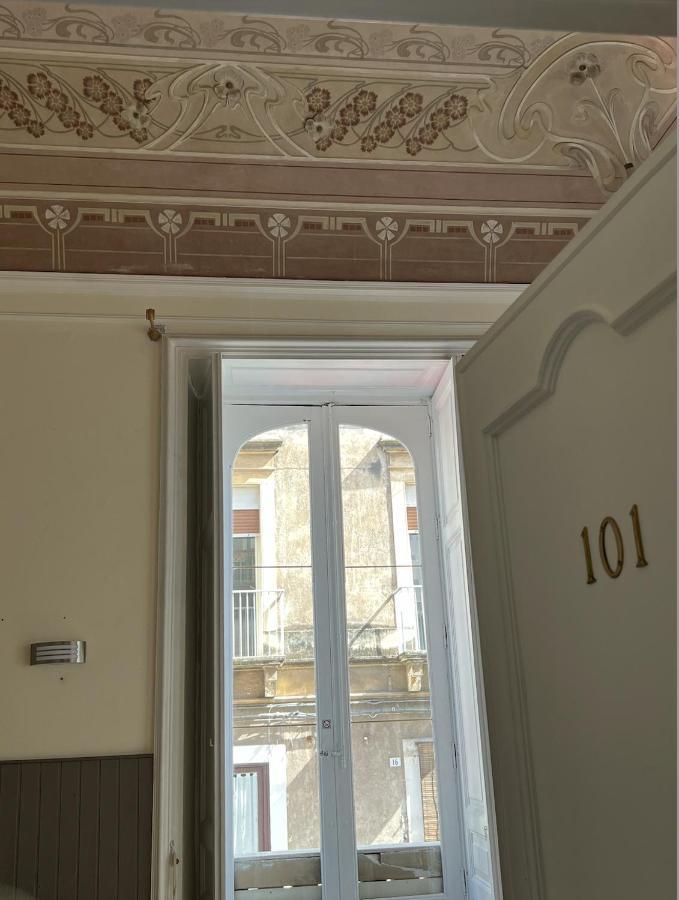 Bed and Breakfast Il Giardino E Gli Affreschi Catania Exterior foto